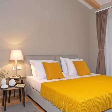 Villa Oliveto *